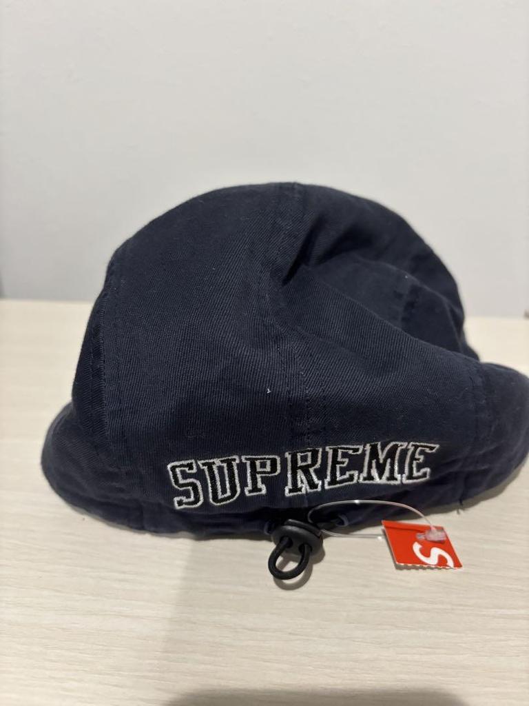 [USED] SUPREME Navy Cap
