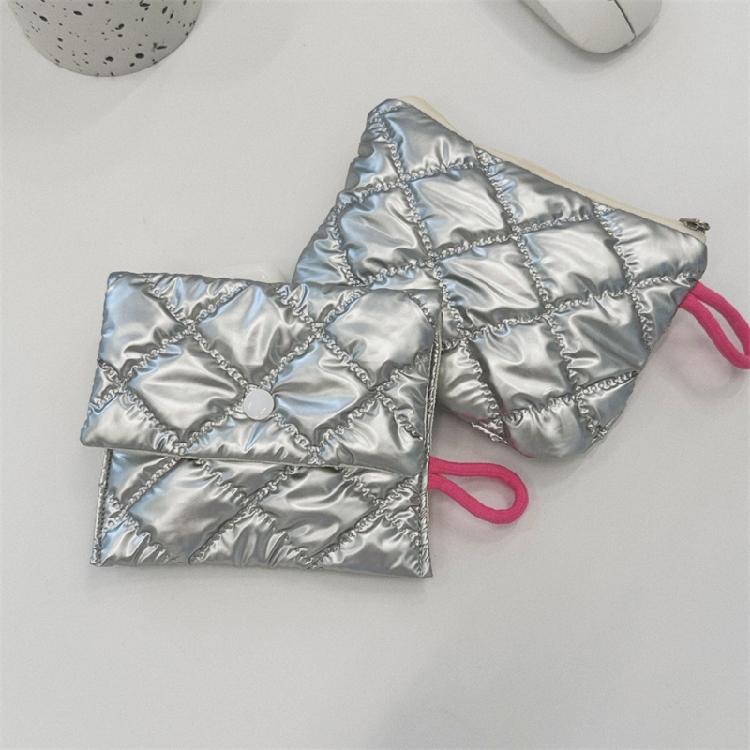 Unique Silver Quilted Organizers Convenient and Durable PU Materials Storage Bag for Commuting and Outdoor Activities