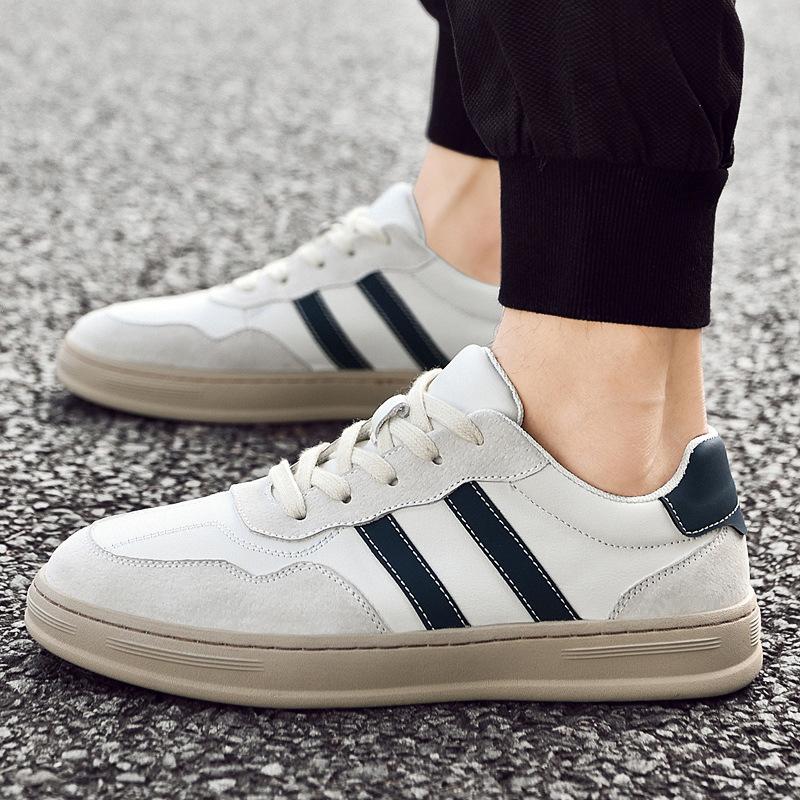 Men's shoes autumn fashion sports shoes trend breathable soft sole British white shoes men's outdoor casual board shoes