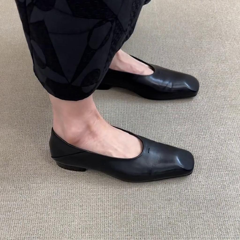 Sheepskin version~ Small square head minimalist flat shoes, one pedal, shallow mouth French temperament single shoes, women's commuting small leather