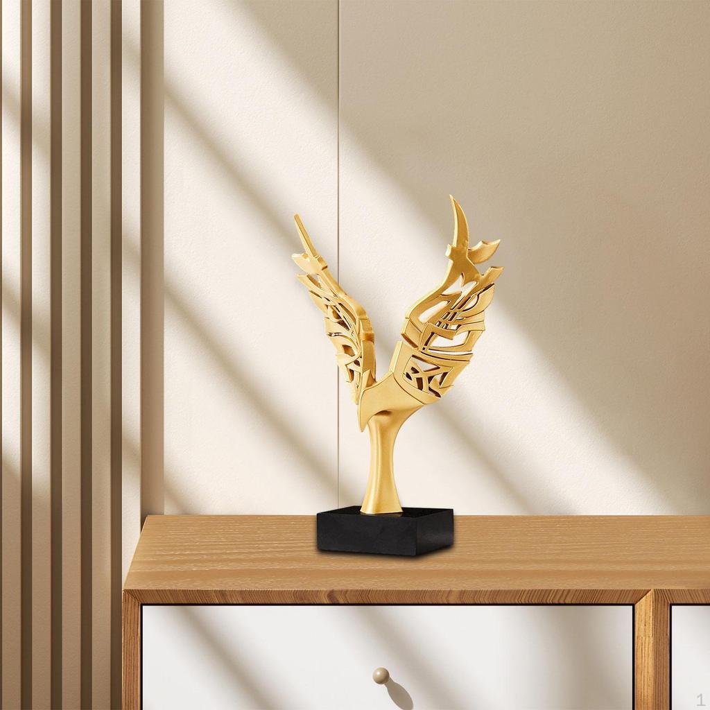 Eagle Statue Tabletop Centerpiece Display Gift Collection Animal Sculpture Resin for Home