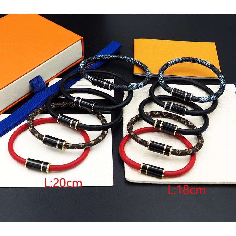 Titanium Steel Jewelry V-shaped Couple Leather Rope Drip Oil Magnetic Buckle Bracelet Men's and Women's Gray Checkered Antique Leather Bracelet