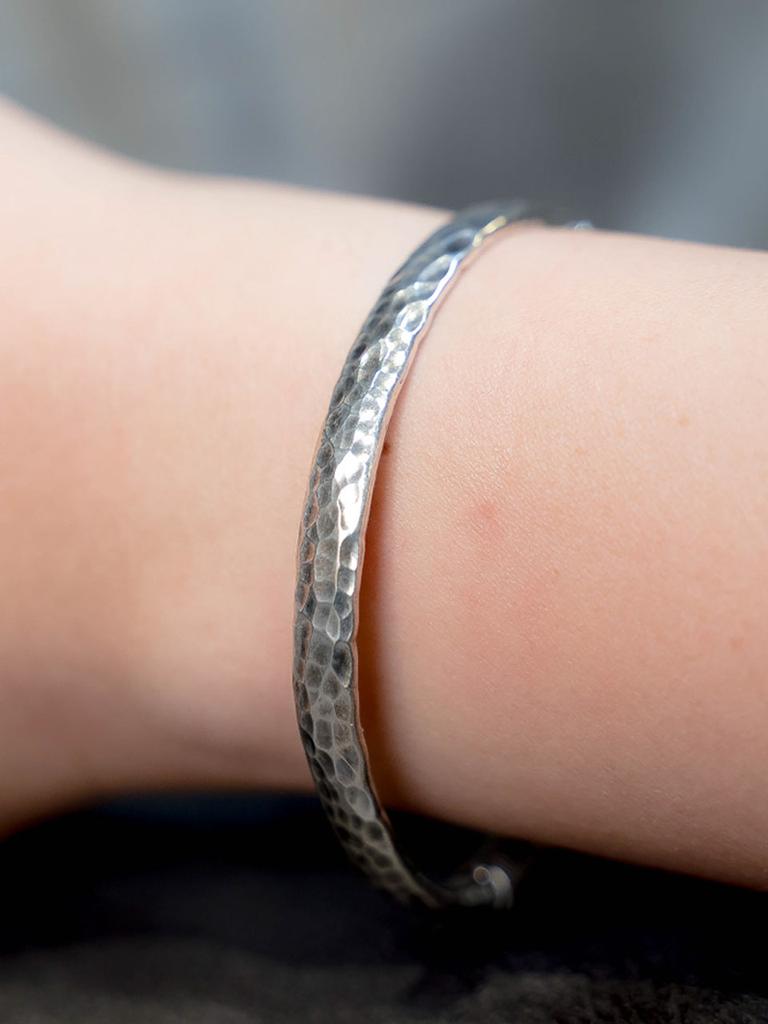 Harang Hr 127B_Silver Bangle Bracelet