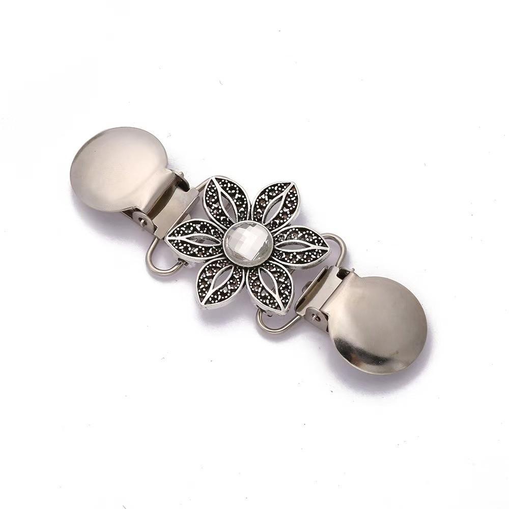 4 pcs Zinc Zinc Alloy Sweater Clips Flower Shawl Collar Clips Outfit Decoration Clothing Fastener Clips Shirt