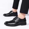 The first layer of cowhide new men's leather shoes Brock carved leather casual men's soft-soled pointed men's shoes