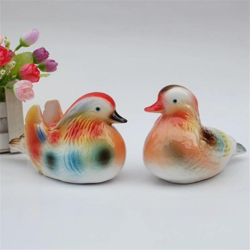 Porcelain Mandarin Ducks Couple Miniature Handpainted Ceramics Love Bird Figurine Home Ornament Wedding Anniversary Gift Craft