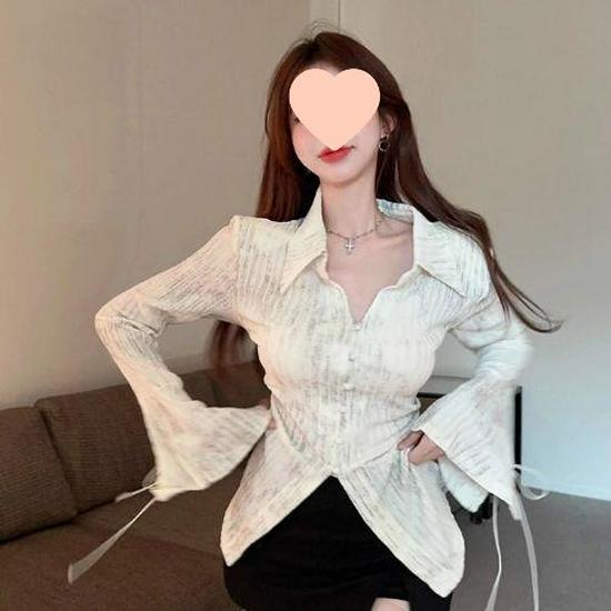 Women's Striped Flare Sleeve Top - Spicy Girl Collection, Slim-Fit Long Sleeve with Lapel Design for Autumn and Winter.
