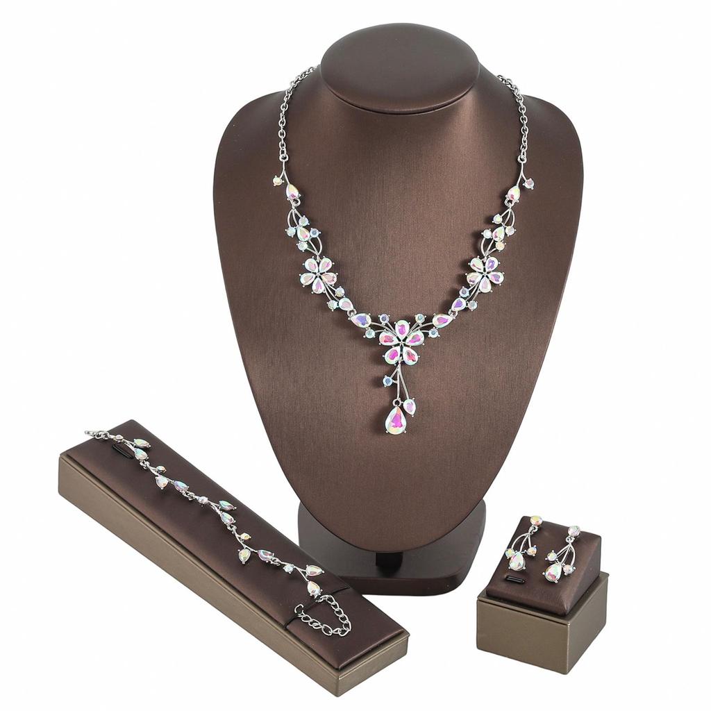 Elegant Crystal Flower Bridal Necklace Set - Fashionable European & American Jewelry Accessories