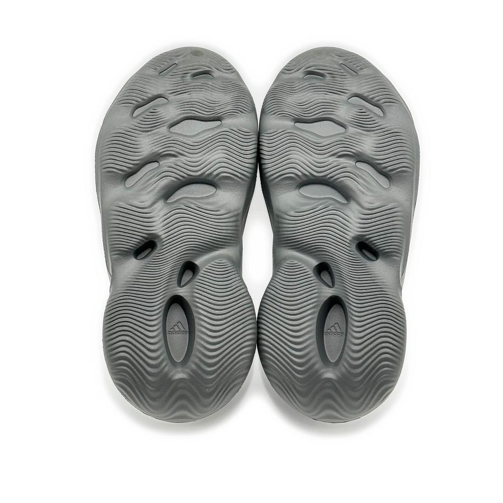 IG5349 Adidas Yeezy Foam Runner Carbon (Men's)