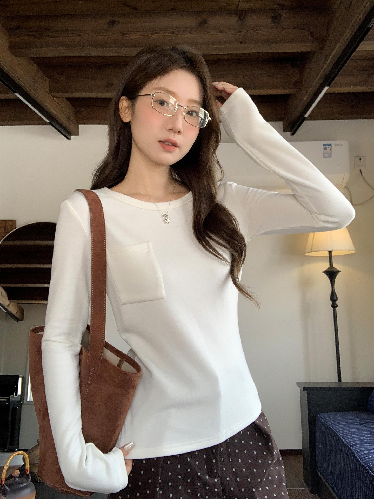 

Korean white round neck pocket long-sleeved polished fleece T-shirt bottoming shirt with autumn and winter wear and slim top women S белый