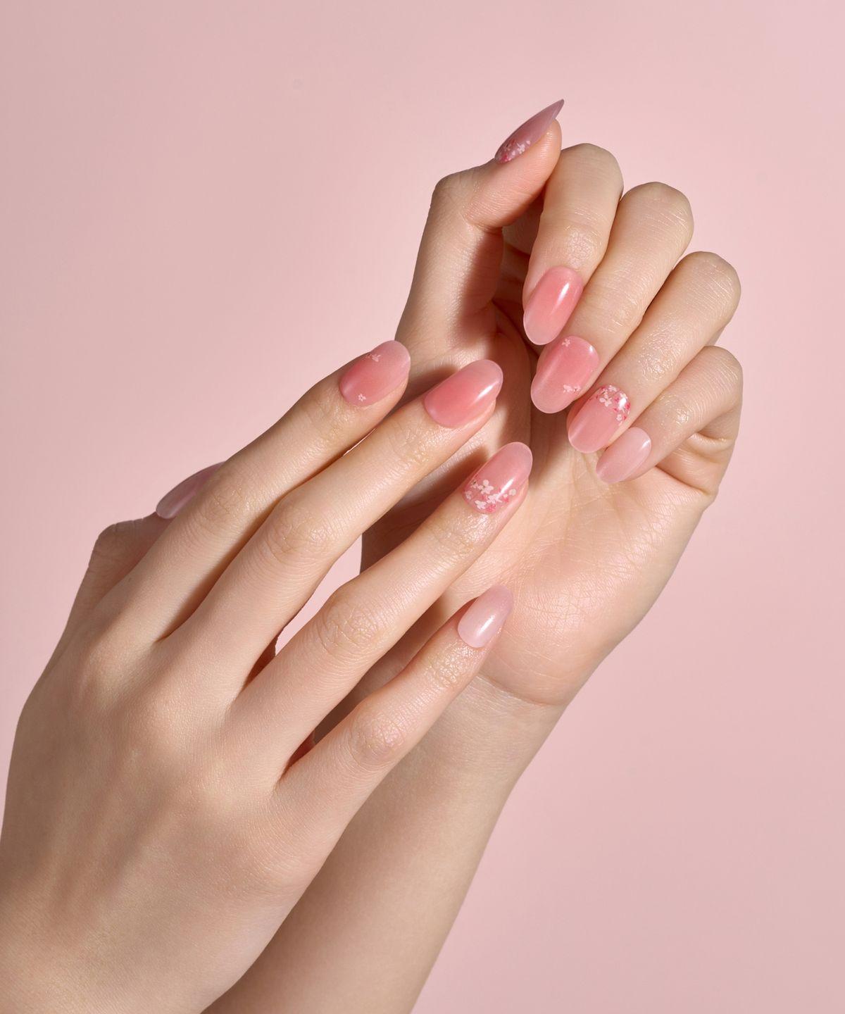 Floral Cheek Stick-on Gel Nails