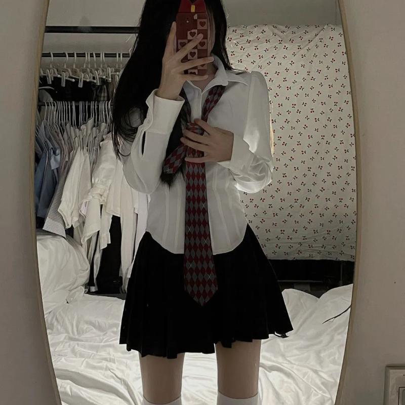 Fish Bone Waist JK Uniform Long Sleeved Shirt for Spicy Women Slim Fit and Slimming Waist Cinching Shirt with Unique Design Sense Top