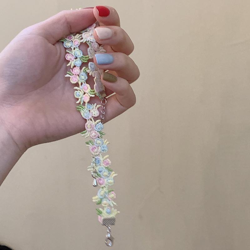 Girocollo con collana in pizzo con fiori dolci per donne e ragazze, ricamo di buona qualità, moda, design romantico, accessorio