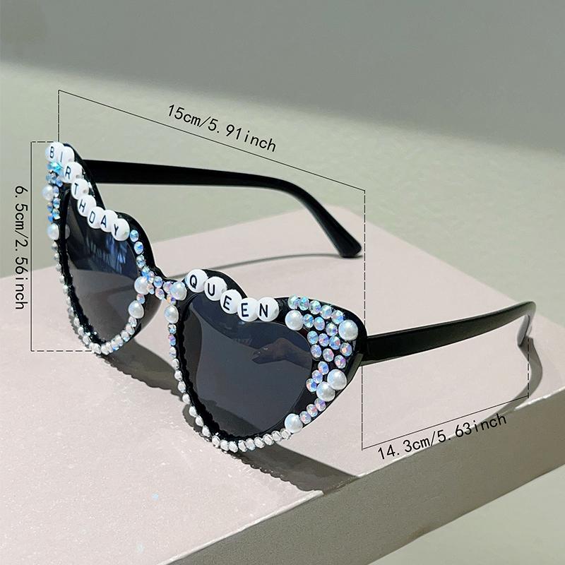 Lunettes de Soleil en Forme de Cœur Femmes Élégantes Cadeau d'Anniversaire Nuances avec Strass et Perles Design Tendance Lunettes de Soleil Faites Main