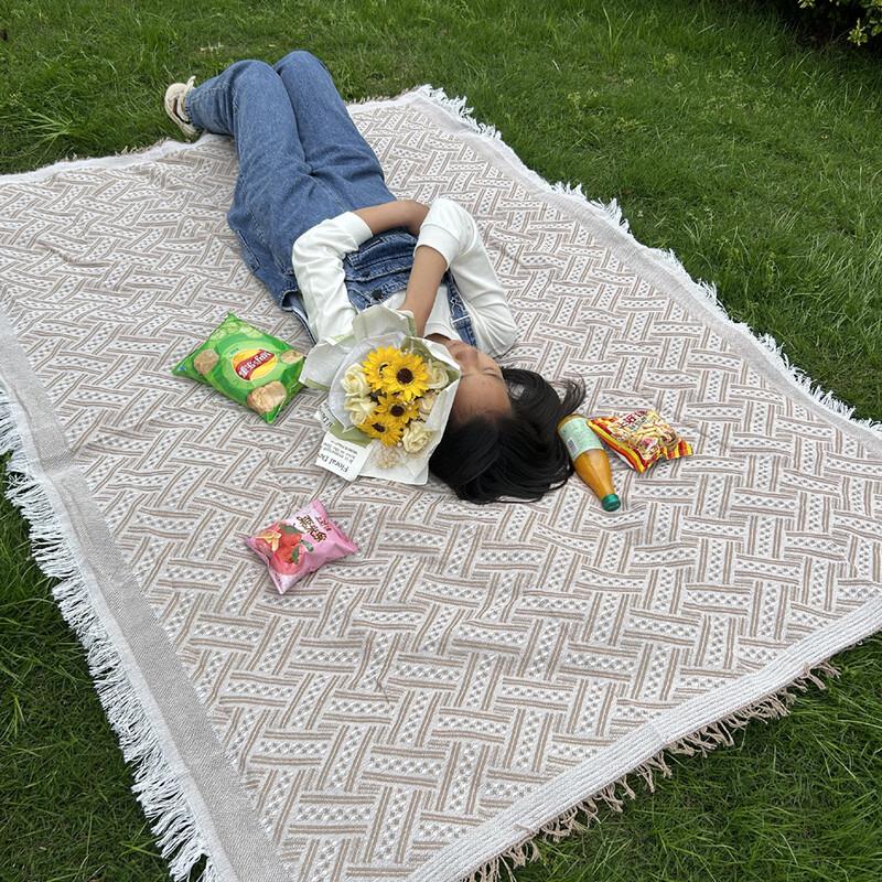 Gongziyu Outdoor Camping Picnic Mat