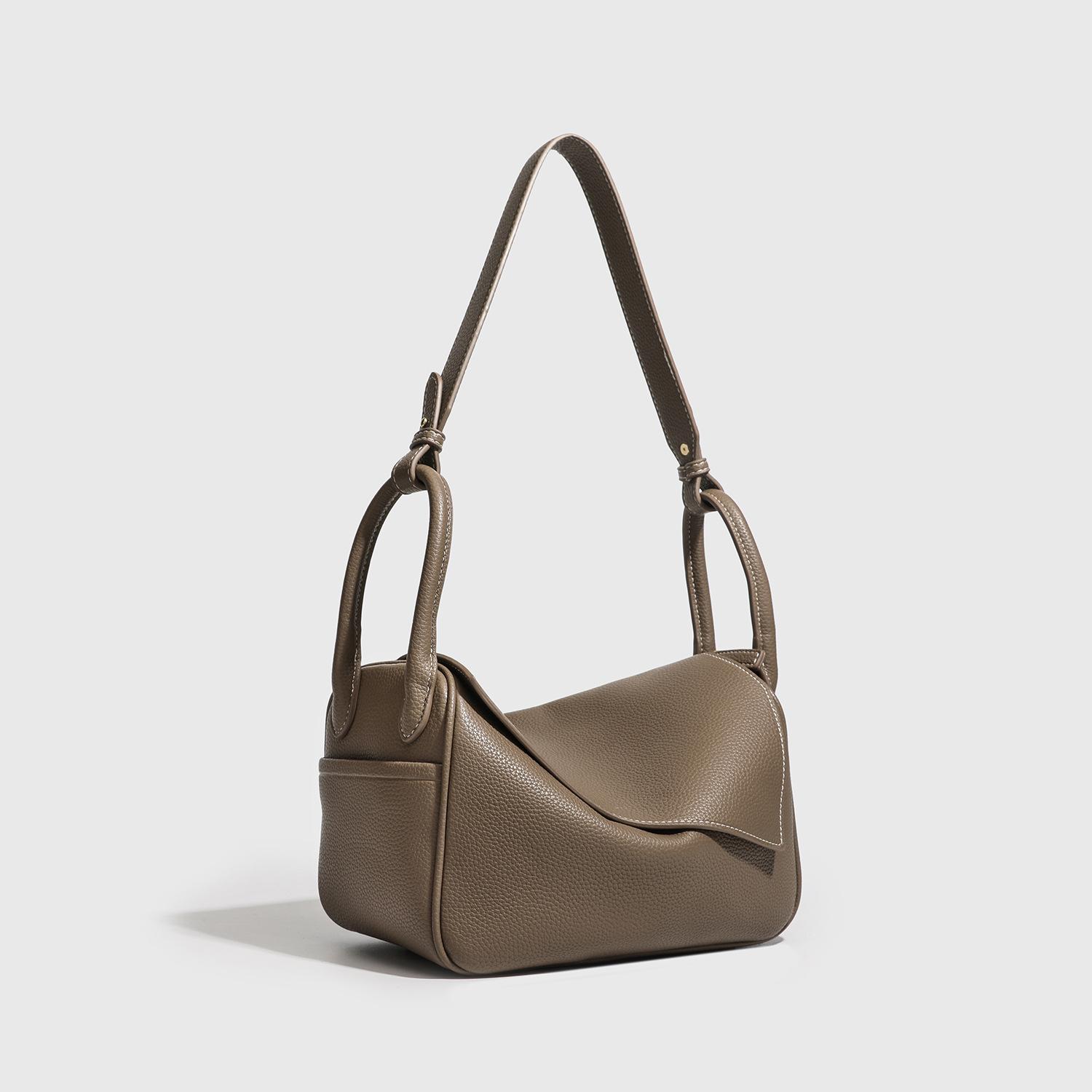 

Light Luxury Niche Texture Versatile Toast Bag Shoulder Crossbody Flip Small Square Bag 25*12*17