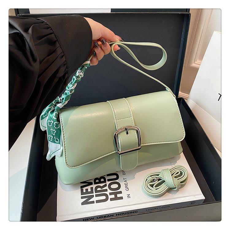 Exquisite and Elegant Underarm Women's Bags New Trendy Commuter Small Square Bags Versatile Fashion Shoulder Messenger Bags