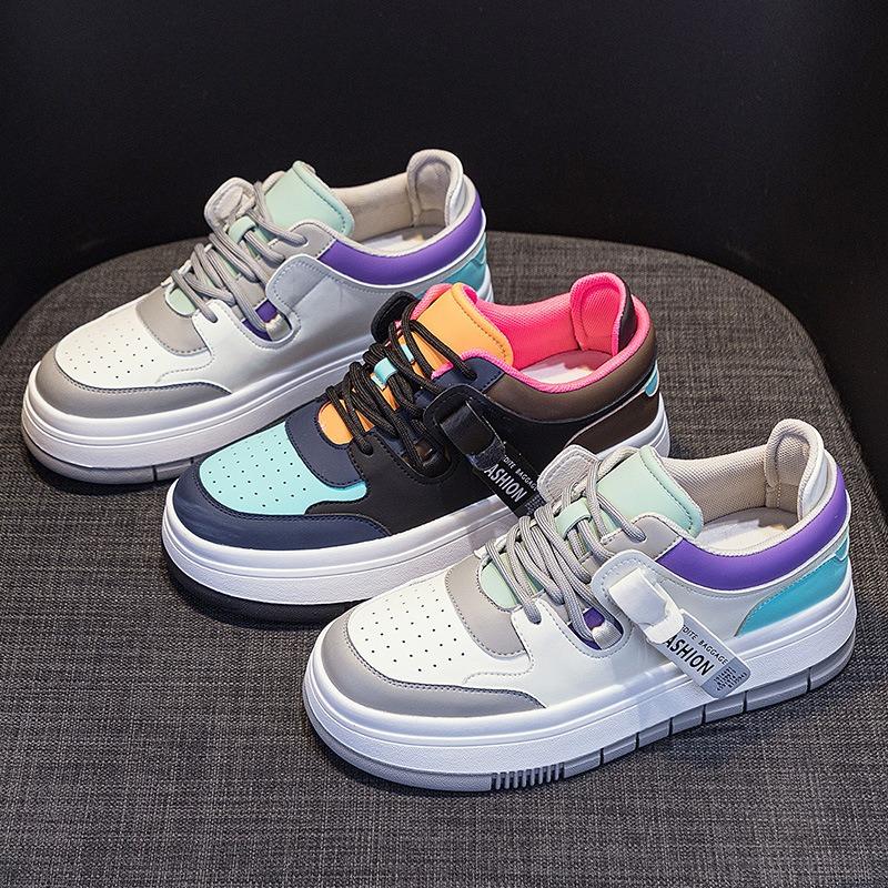 Spring new white shoes women's Korean version of versatile breathable Internet celebrity tide board shoes casual sports five centimeters higher