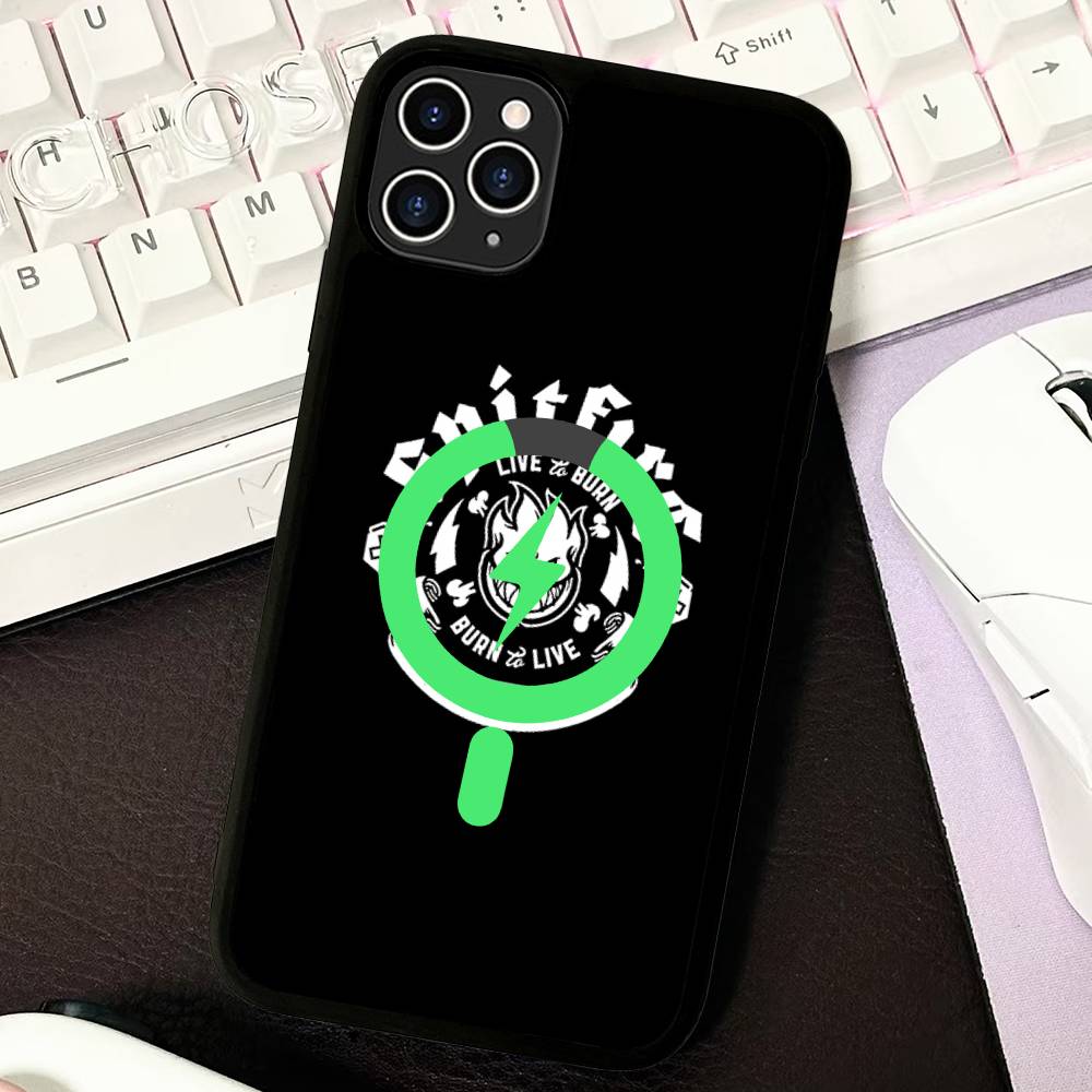 Fashion S-Spitfire Skateboard Phone Case For IPhone 13 14 15 11 12 16 17 Pro Max Plus For Magsafe Magnetic Shell