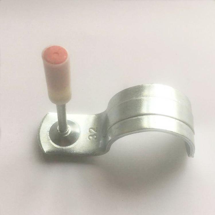 

7-символьні дерев яні L-подібні рейки, цвяхи квадратні для звукоізоляції та монтажу стель, з пороховим приводом.