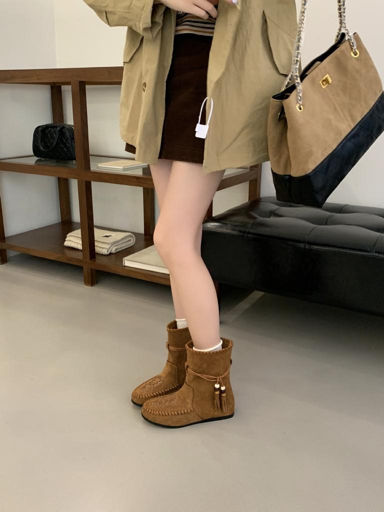 2025 Autumn New Retro Strap Fringed Boots Bosmian Flat Bottom Short Boots Women