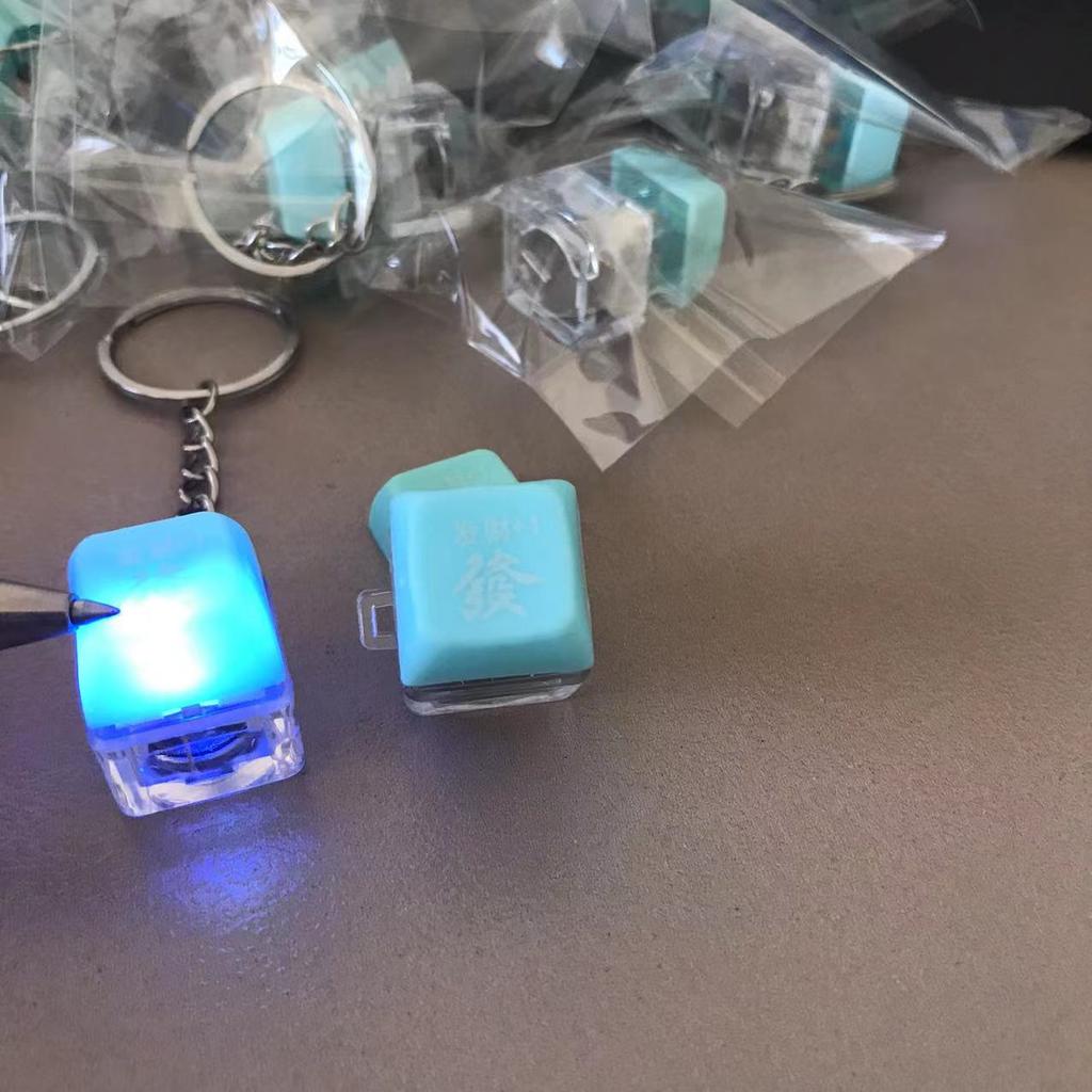 LED Keyboard Keychain Mechanical Button Fidget Key Switch Caps Finger Toys Relief Stress Small Gifts Car Key Ring For Adults