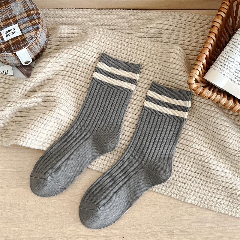 Spring and Autumn Mid-calf Cotton Socks for Women, Anti-odor Double-needle Pile Socks, Long Stockings for Warmth In Autumn and Winter