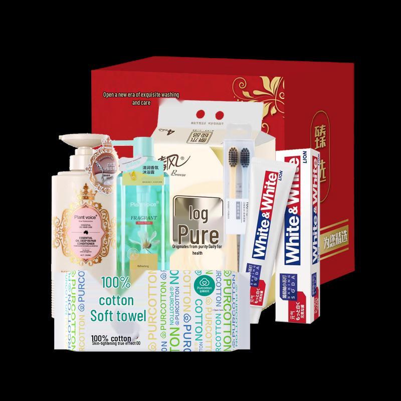 

Lion King Charm Gift Set