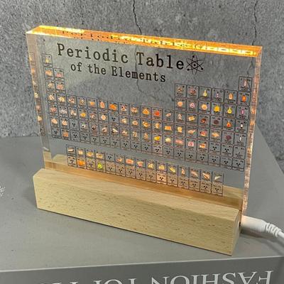Figurines Périodiques en Acrylique Impression Mendeleev Élément Tableau Périodique Décor de Bureau Chimie Affichage Accessoires de Maison Cadeau