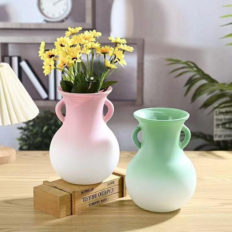 Glossy Retro Gradient Glass Vase with Double Ears for Fresh or Dried Flowers