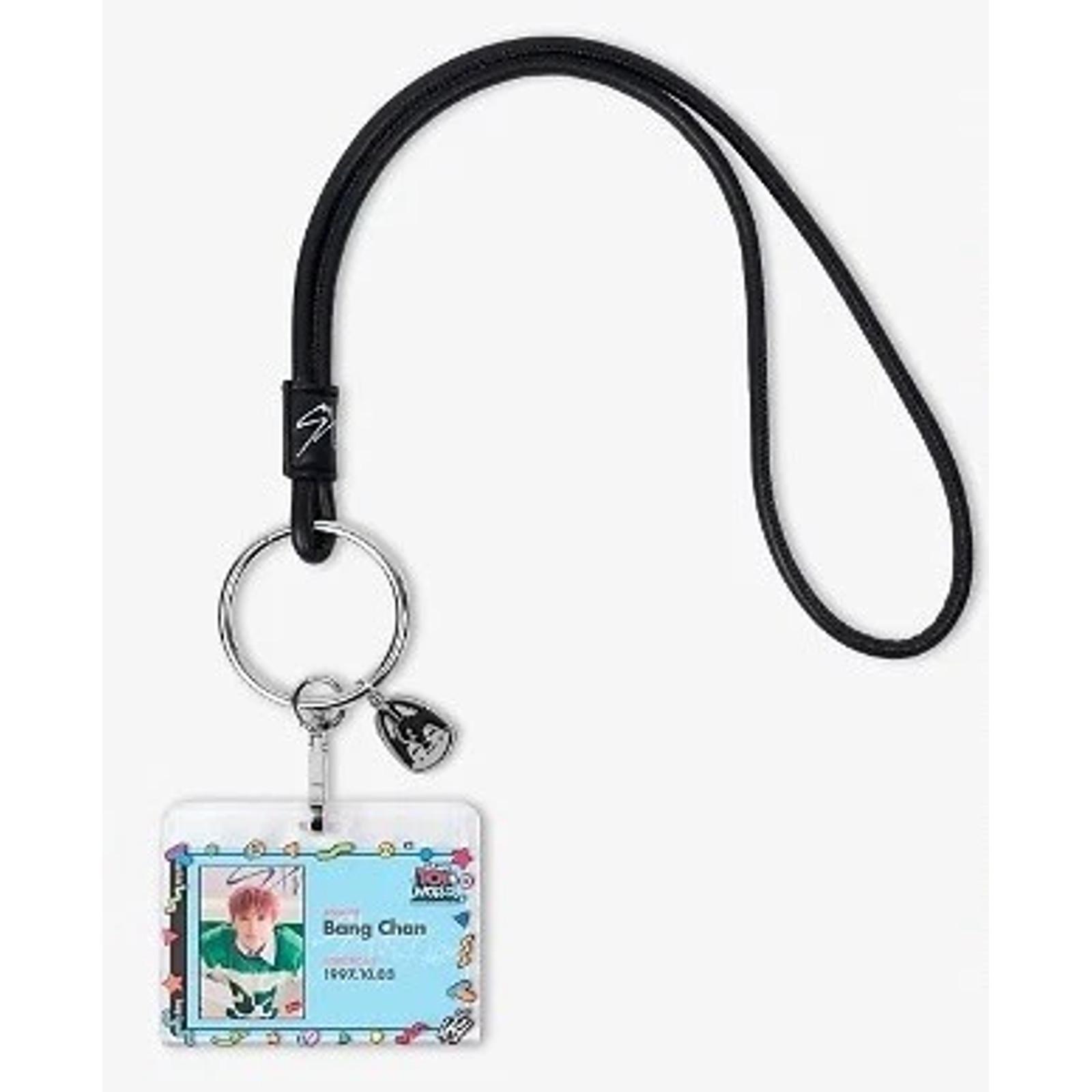 

STRAY KIDS ФАН-КОННЕКТИНГ 2024 SKZ TOY WORLD ПОРТМОНЕ ДЛЯ ПРОПУСКА Официальный BANGCHAN