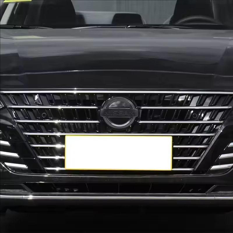 1 pz 3D Nissan vecchio ABS 13cm 14cm 15cm Logo anteriore auto Griglia anteriore Cofano auto anteriore Adesivo emblema Styling Accessori
