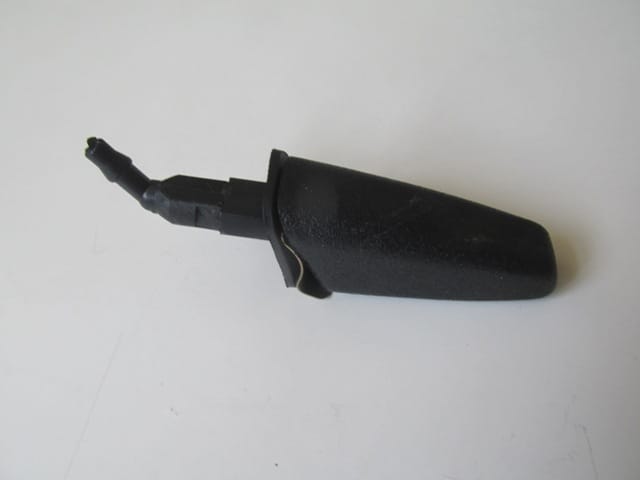 

Для Mitsubishi L300 Minibus 1988-2009 Форсунка омивача лобового скла Oem MB509790