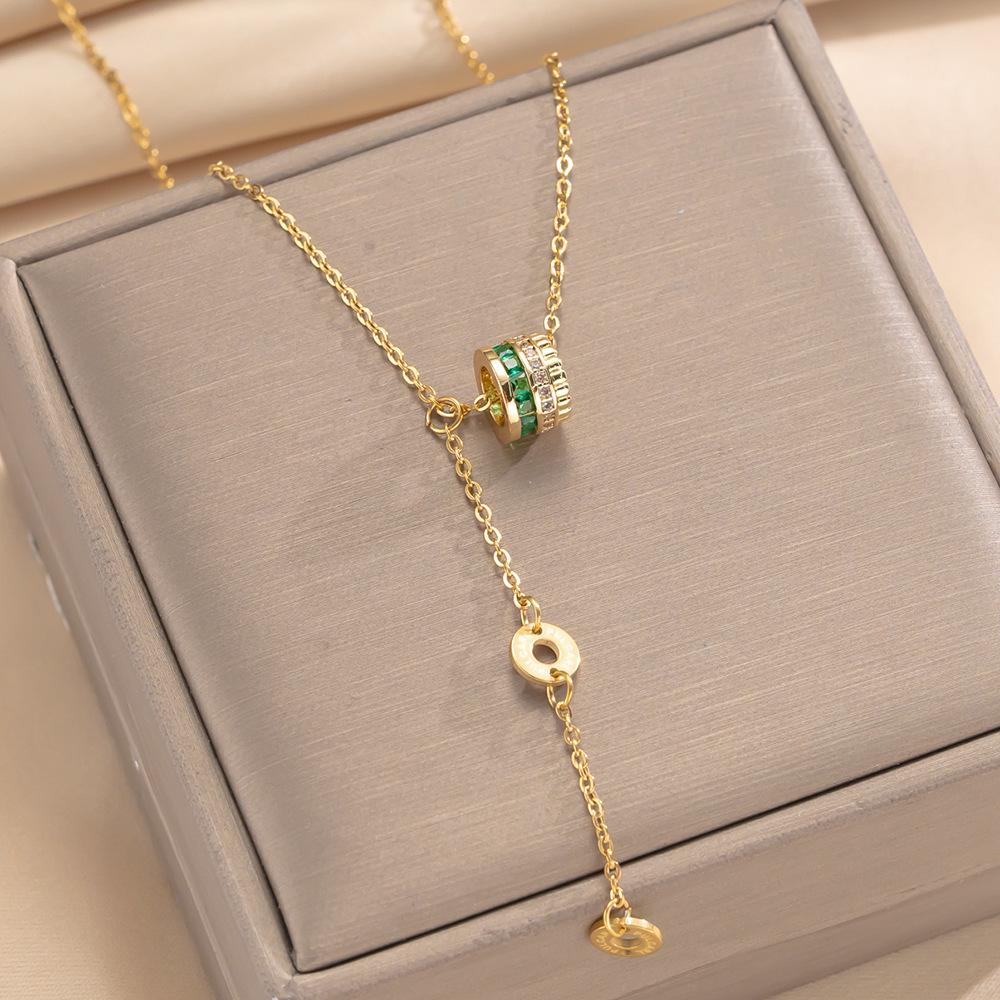 Set of Slim Waist Titanium Steel Women's Necklace - Inlaid Light Luxury Versatile Choker