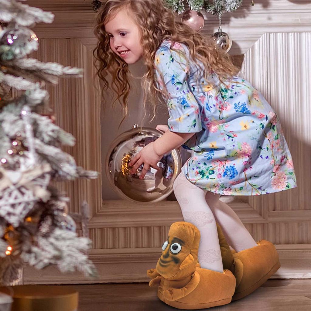 Plush Slippers Are Cute Gifts For Girls And Are Suitable For Giving On Festivals To Make Girls Happy. Both Boys And Girls Like Them