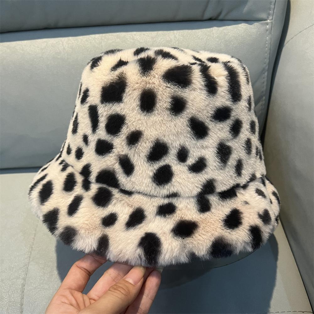 Winter New Warm Plush Fisherman's Hat Children's Fashionable Versatile Foldable Basin Hat Leopard Print Shows the Face Bucket Hat Tide