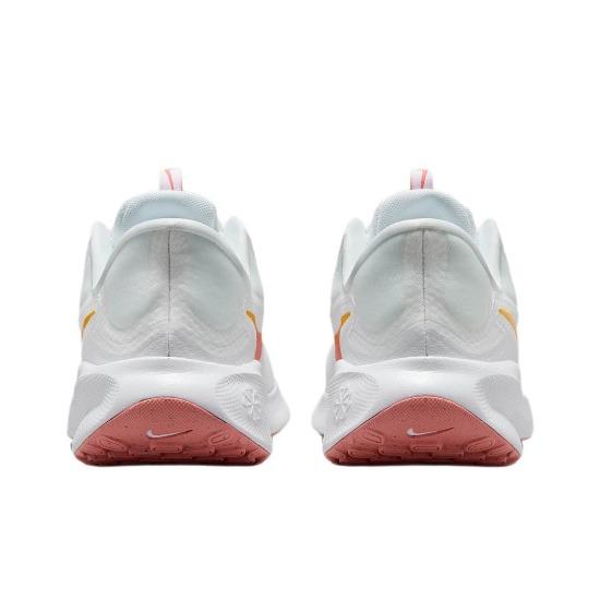 Nike Wmns Revolution 7 EasyOn 'White Magic Ember' FN7999-100