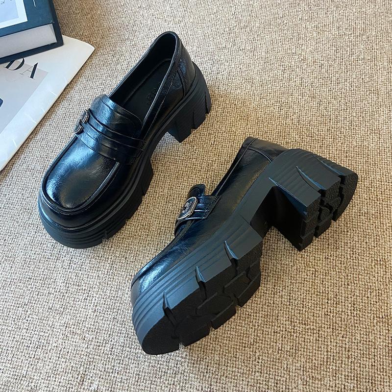 9266-27 Solid Color Platform Loafers Women's 2025 New Autumn Feeling Retro Single Shoes British Style Small Leather Shoes Women