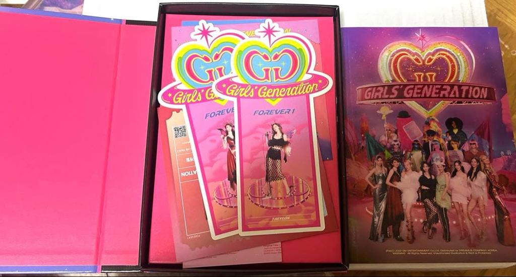 [USED] Girls' Generation Forever 1 Album Official