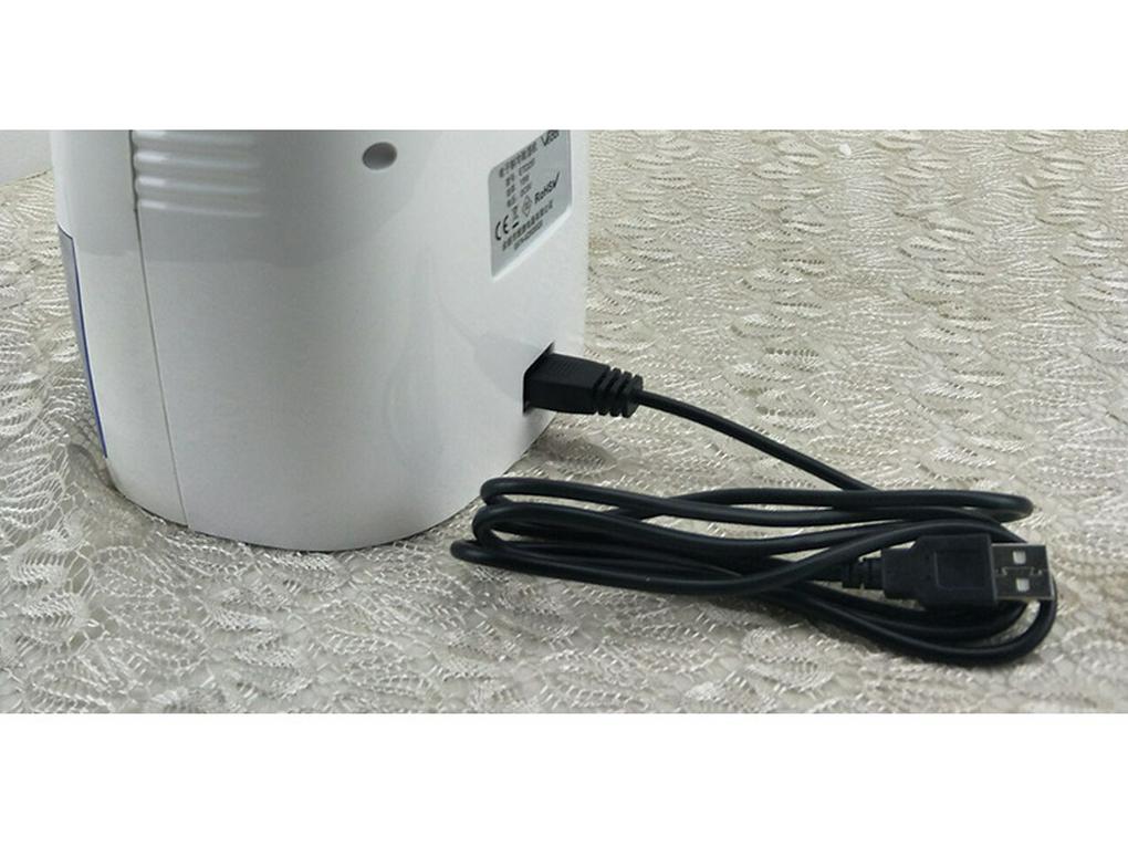 USB Small Dehumidifier for Bedroom - Air Moisture Absorber with Semiconductor Cooling