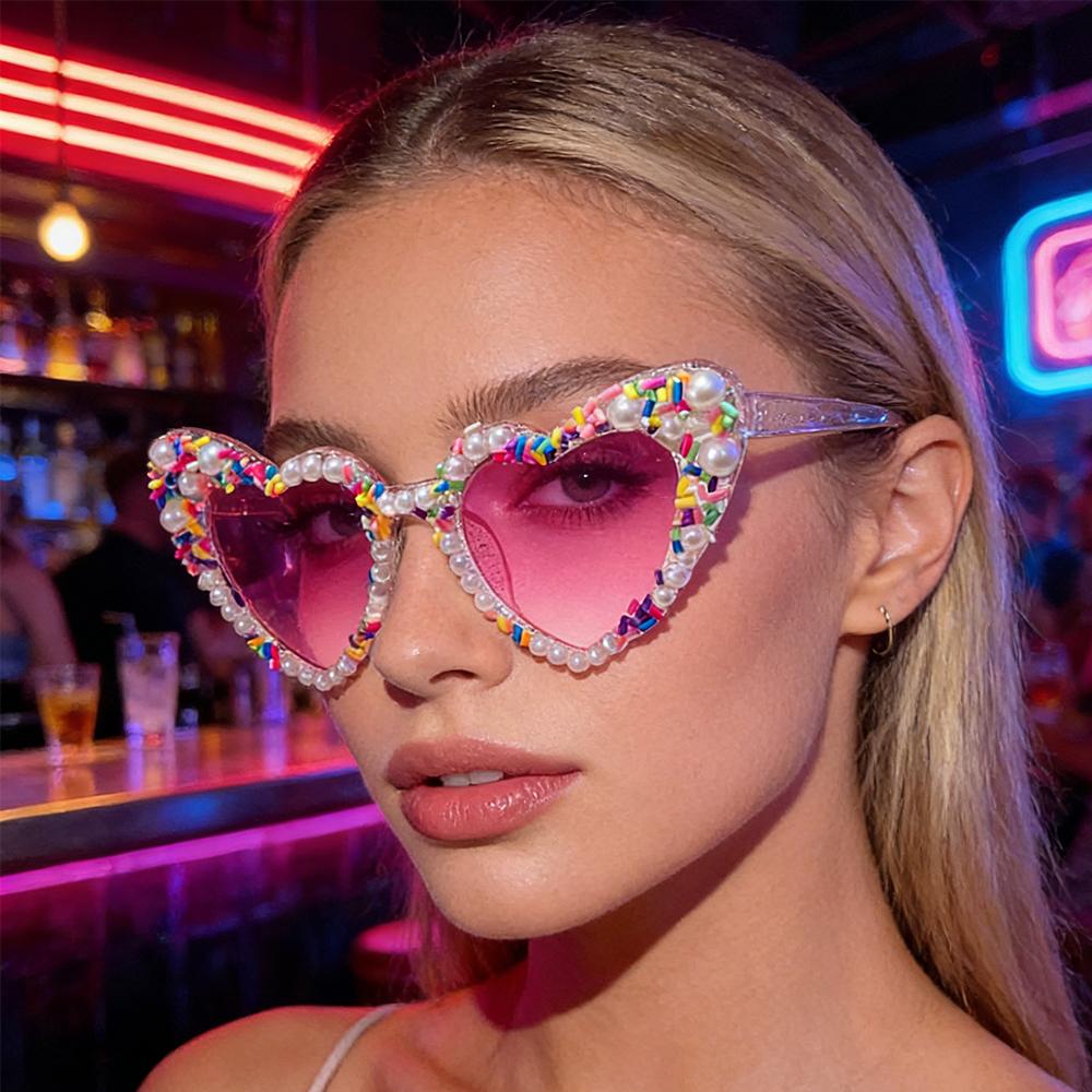 Attractive Glasses Women's Pink/Blue Pearl Heart Sunglasses Trendy Colorful Party Glasses For Heart Shape Eyewear Lens Pearl Beads Decoration