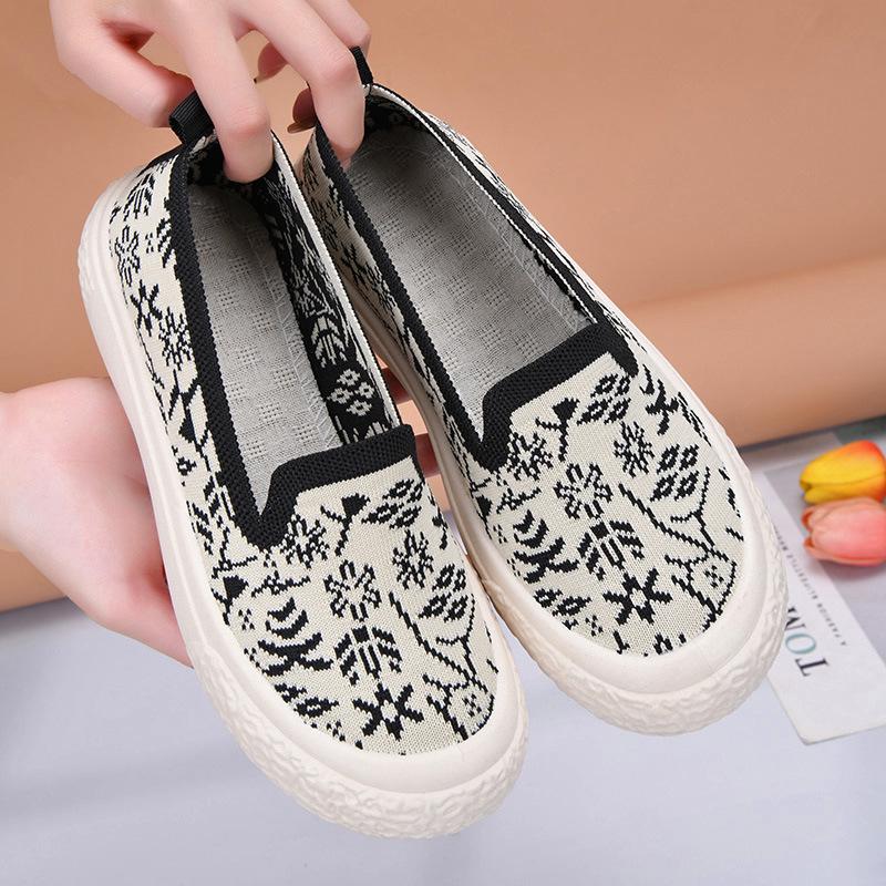 Women's Spring/Summer Fly-knit Casual Breathable Slip-On Fashion Sneakers