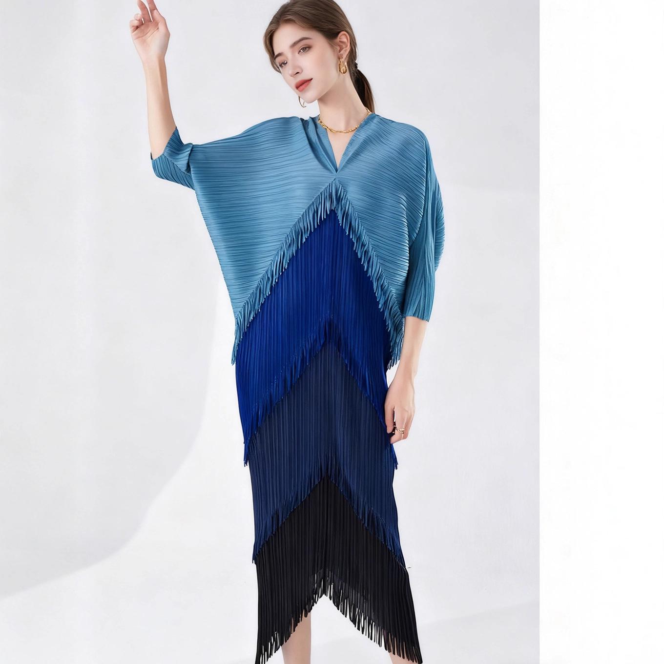 Elegant Plus Size Tassel Patchwork Batwing Sleeve Dress for Women One Size серый/синий