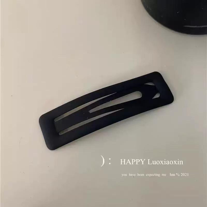 

Frosted Matte Square Bangs Clip Hairpin for Women