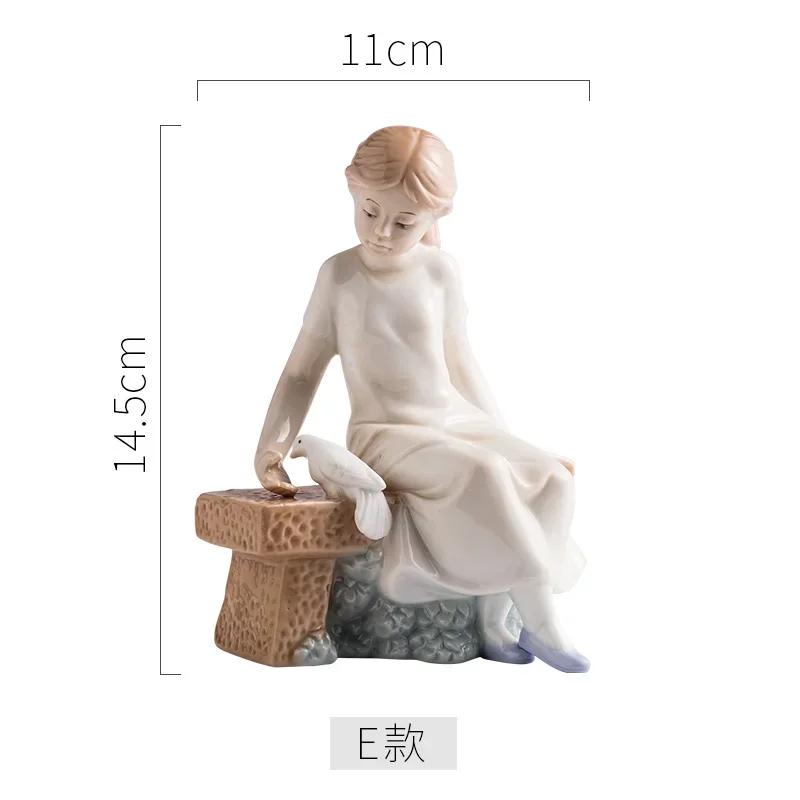 Painted Ceramic Family Figure Statue Decorative Figurines Quality Porcelain Crafts Portrait Sculpture Home Decoration Modern