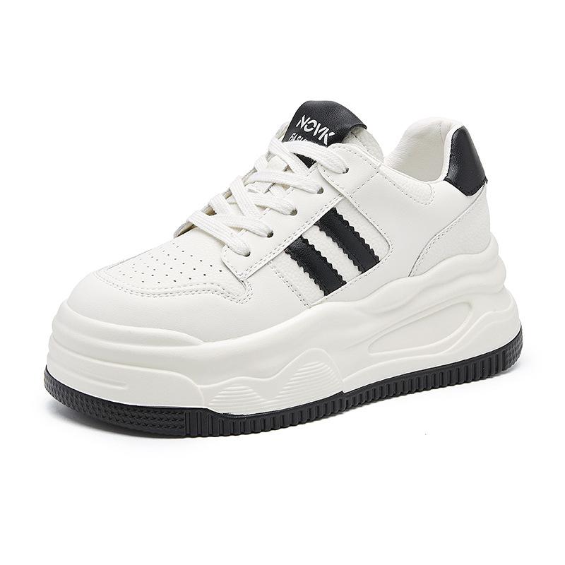 Spot muffin thicksoled little white shoes women's new spring versatile student nonslip heightening casual sports board shoes