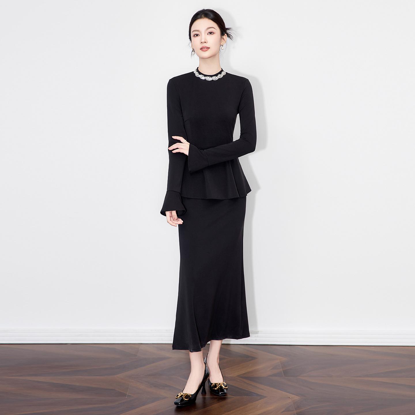 

Повседневное облегающее вечернее платье с отделкой стразами для осени M чёрный