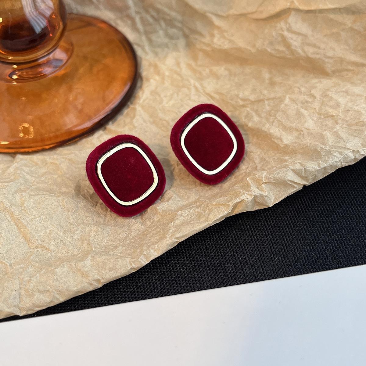 Ретро Бордовые Французские Высококачественные Квадратные Серьги-Гвоздики Нишевый Дизайн Серьги с Характером Модные