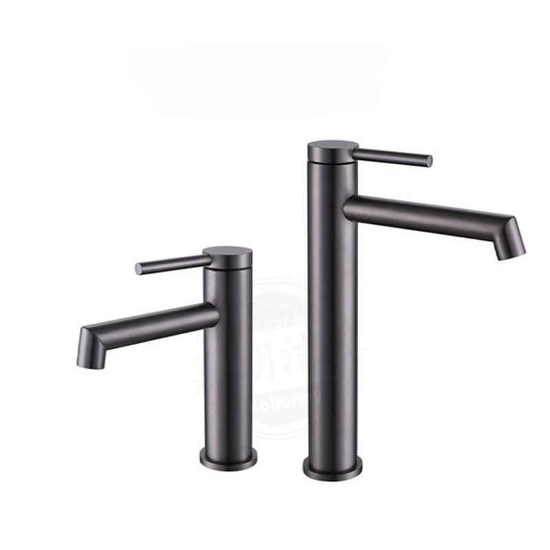 Schwarzer Badezimmer Heiß- und Kaltwasser-Mischbatterie Waschbeckenarmatur 304 Edelstahl Gezeichnetes Gold Deckmontierte Mischbatterie Spülbeckenhahn Wasserhahn