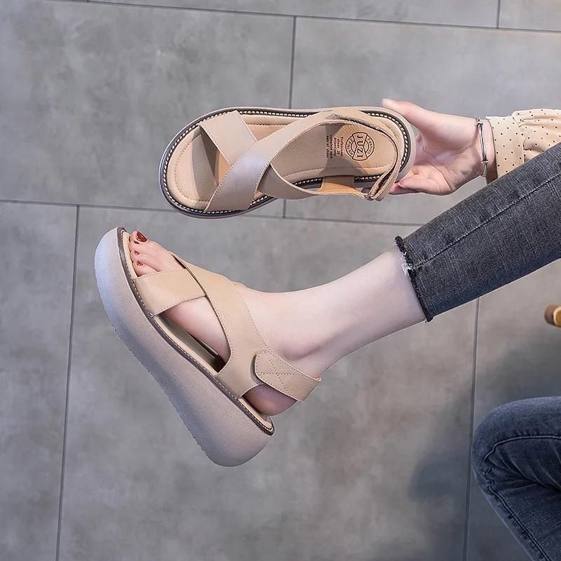 Fashion Fashion Summer Vintage Genuine Leather Flat Platform Sandals Women Hook And Loop Cross Strap Flat Outdoors Sandals size 34-40